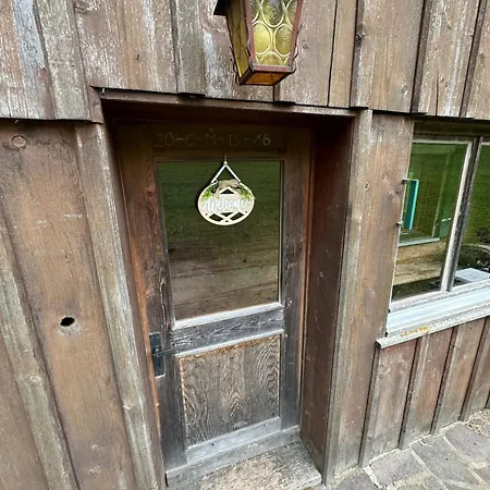 Freundliche 2-zimmer-erdgeschosswohnung Mit Garten In Seeberg *