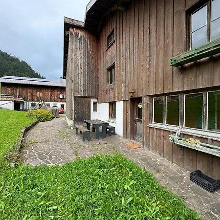 Freundliche 2-zimmer-erdgeschosswohnung Mit Garten In Seeberg Διαμέρισμα Sonntag