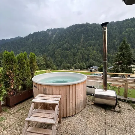 Huettenruhe Seeberg Sonntag